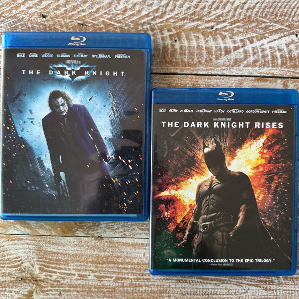 🦇The Dark Knight and The Dark Knight Rises Blu Ray LOT Batman🦇 Like New Cond!